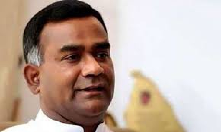 කරන්න බැරි නම් පිටකොටුවේ මුදලාලි කෙනෙකුට දීලා ගෙදර ගියා නම්, මුදලාලි මීට වඩා හොඳට මේවා පාලනය කරයි - තිස්ස අත්තනායක 